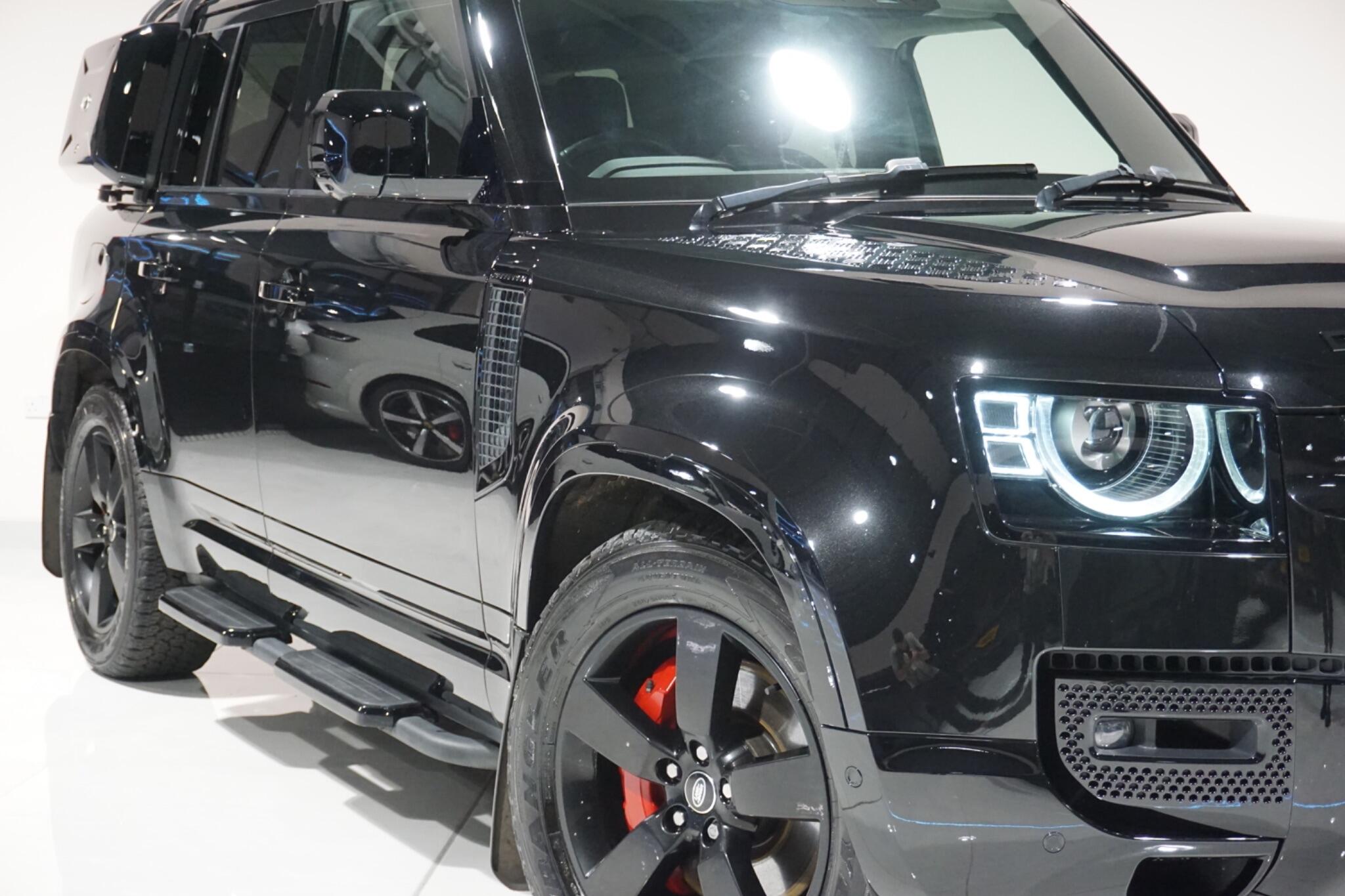 Land Rover Defender 110 2.0 P400e 15.4kWh XS Edition SUV 5dr Petrol Plug-in Hybrid Auto 4WD Euro 6 (s/s) (404 ps)